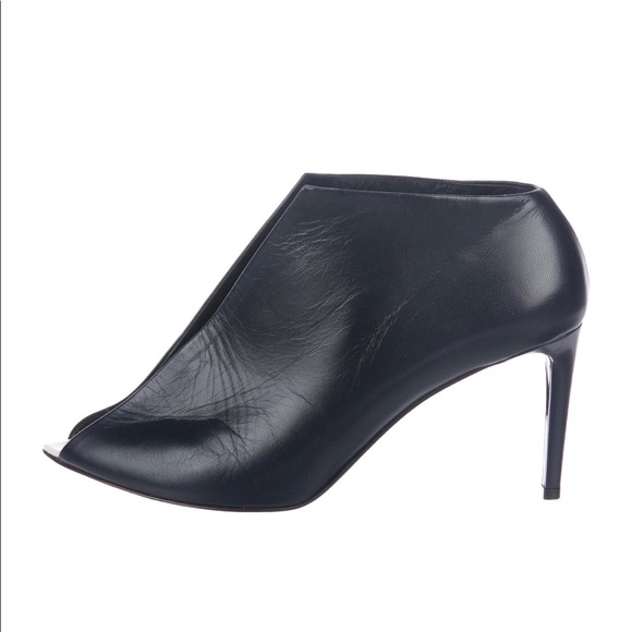 🔥Balenciaga Shoes 🔥 Special Edition - Picture 2 of 5